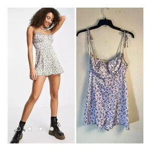 ASOS DESIGN Size US 10 Satin Gathered Bust 90s Strappy Romper Ditsy Floral NEW